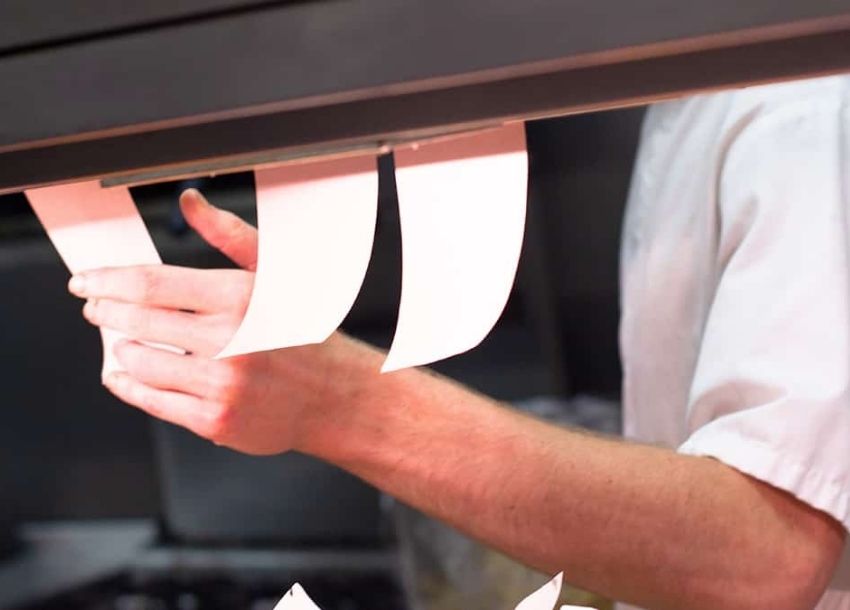 What is sous chef job description